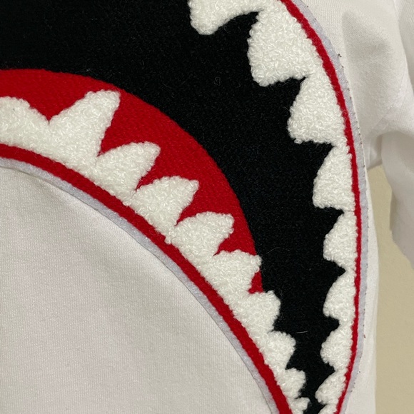 HUDSON Eternity Bc/Ad Men’s Shark Mouth Appliqué Men’s White T-Shirt Medium - Picture 4 of 9